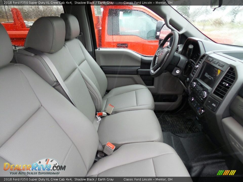 Earth Gray Interior - 2018 Ford F350 Super Duty XL Crew Cab 4x4 Photo #5