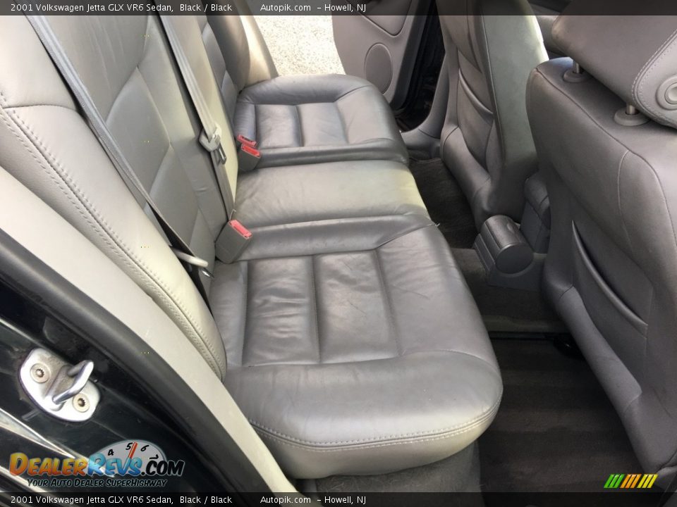 2001 Volkswagen Jetta GLX VR6 Sedan Black / Black Photo #18