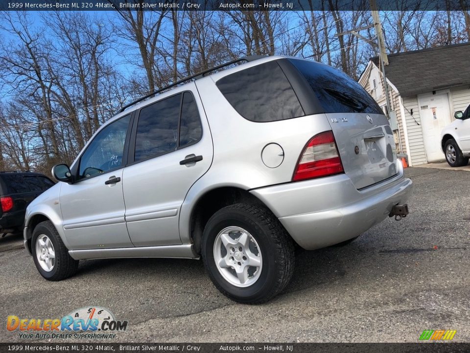 1999 Mercedes-Benz ML 320 4Matic Brilliant Silver Metallic / Grey Photo #4