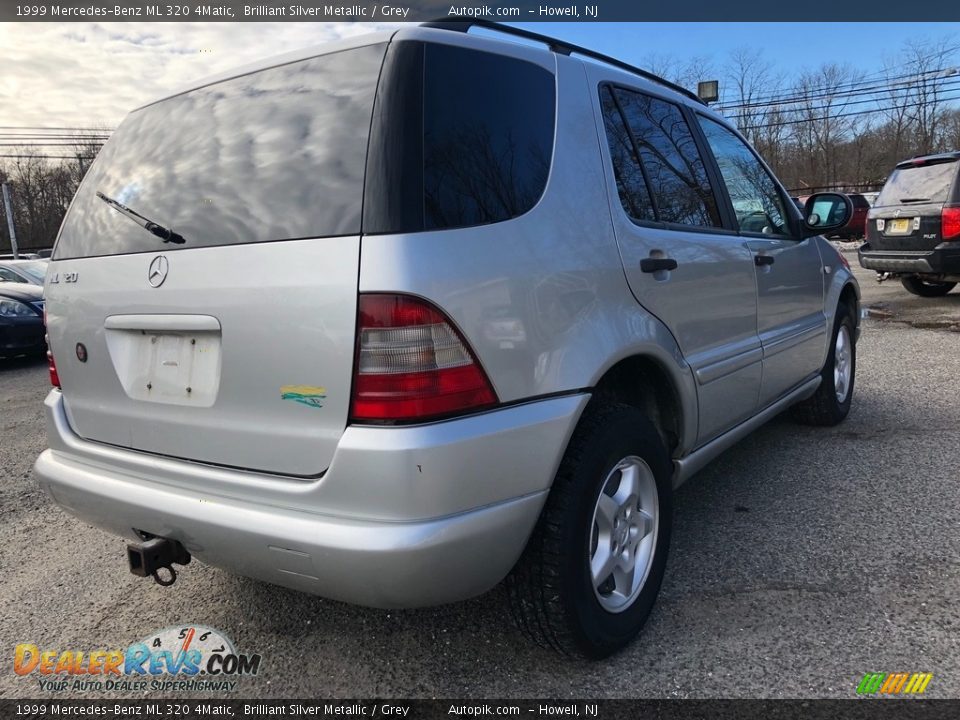 1999 Mercedes-Benz ML 320 4Matic Brilliant Silver Metallic / Grey Photo #6