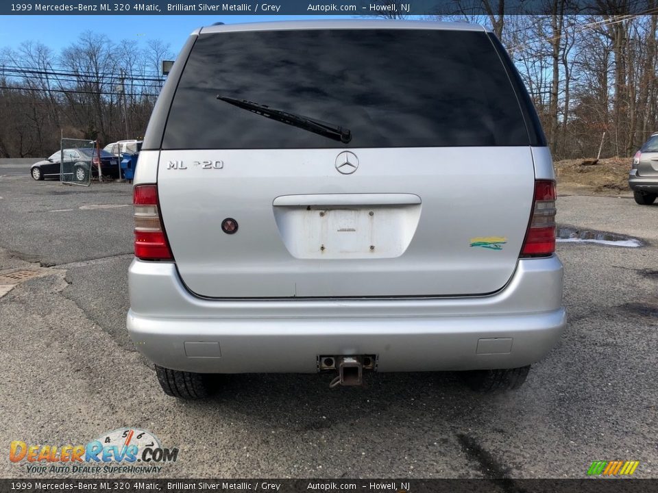 1999 Mercedes-Benz ML 320 4Matic Brilliant Silver Metallic / Grey Photo #7