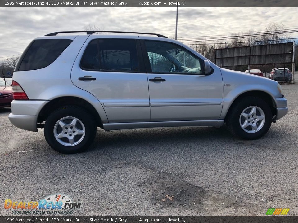 1999 Mercedes-Benz ML 320 4Matic Brilliant Silver Metallic / Grey Photo #9