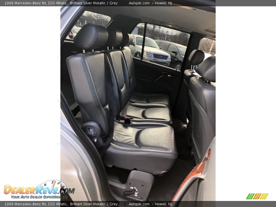 1999 Mercedes-Benz ML 320 4Matic Brilliant Silver Metallic / Grey Photo #14