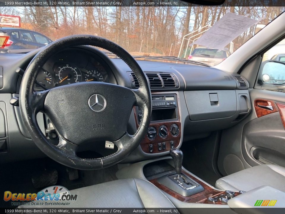 1999 Mercedes-Benz ML 320 4Matic Brilliant Silver Metallic / Grey Photo #16