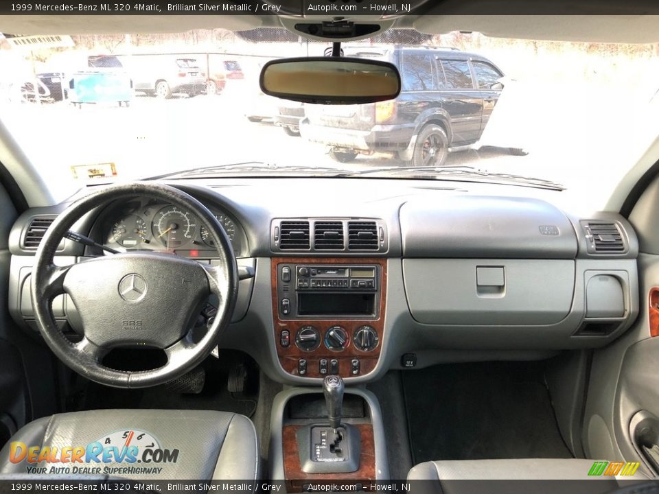 1999 Mercedes-Benz ML 320 4Matic Brilliant Silver Metallic / Grey Photo #17