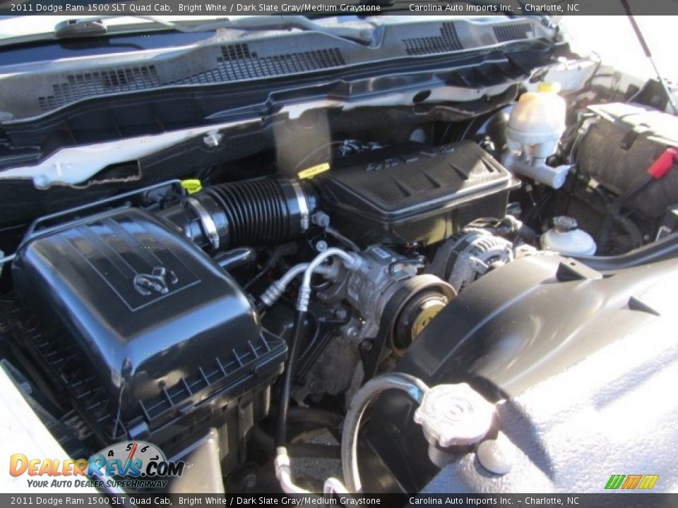 2011 Dodge Ram 1500 SLT Quad Cab Bright White / Dark Slate Gray/Medium Graystone Photo #25