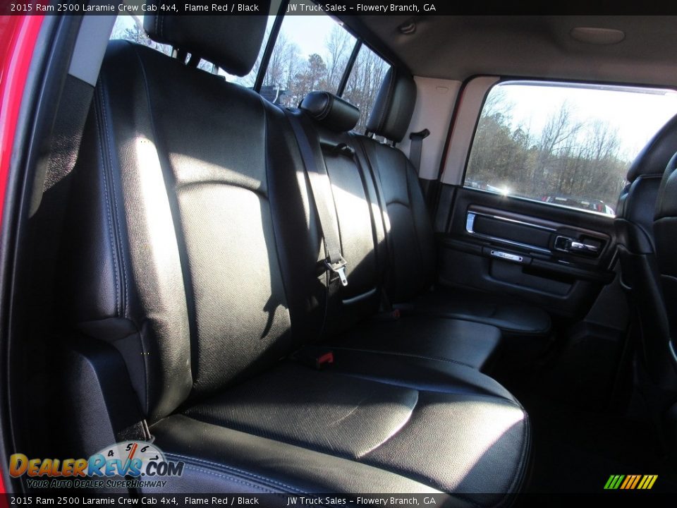 2015 Ram 2500 Laramie Crew Cab 4x4 Flame Red / Black Photo #32