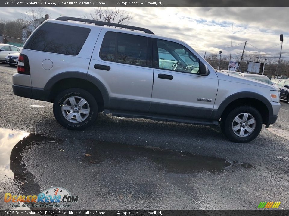 2006 Ford Explorer XLT 4x4 Silver Birch Metallic / Stone Photo #9