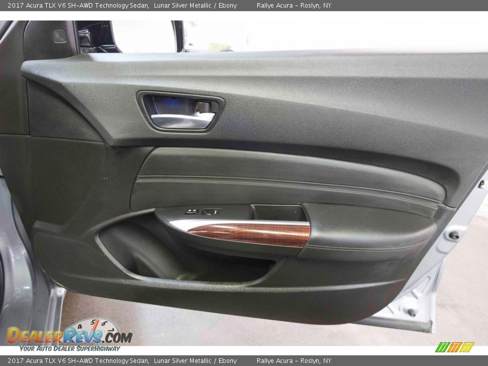 2017 Acura TLX V6 SH-AWD Technology Sedan Lunar Silver Metallic / Ebony Photo #27