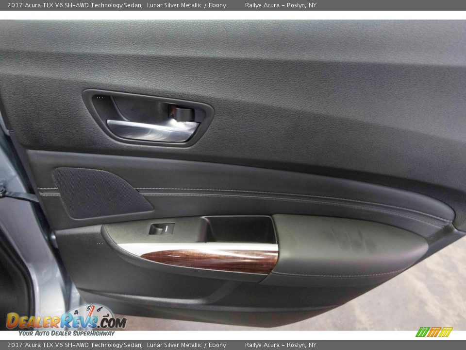 2017 Acura TLX V6 SH-AWD Technology Sedan Lunar Silver Metallic / Ebony Photo #33