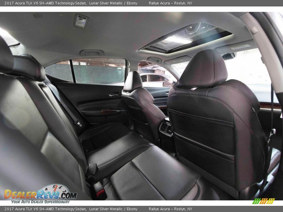 2017 Acura TLX V6 SH-AWD Technology Sedan Lunar Silver Metallic / Ebony Photo #34