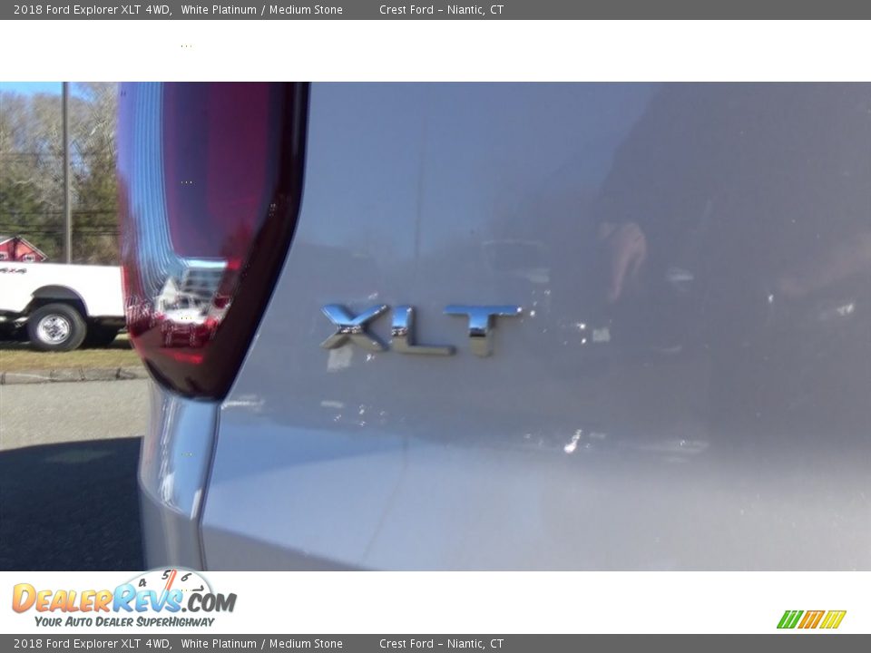 2018 Ford Explorer XLT 4WD White Platinum / Medium Stone Photo #10