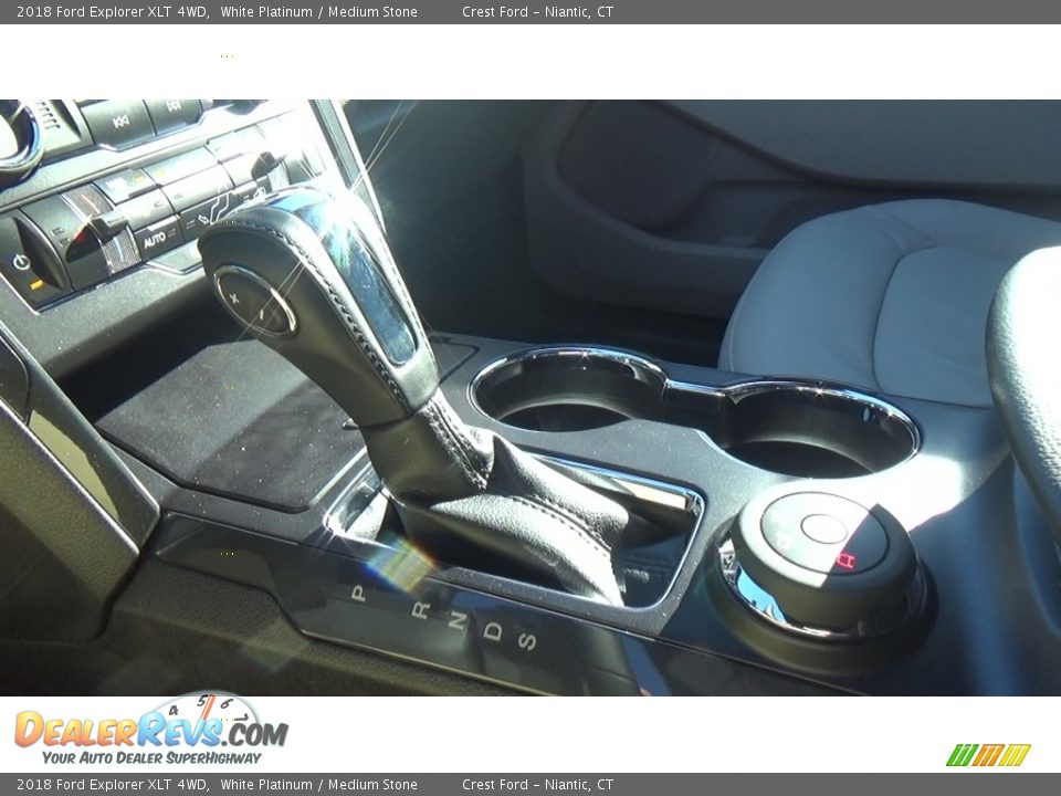 2018 Ford Explorer XLT 4WD White Platinum / Medium Stone Photo #17