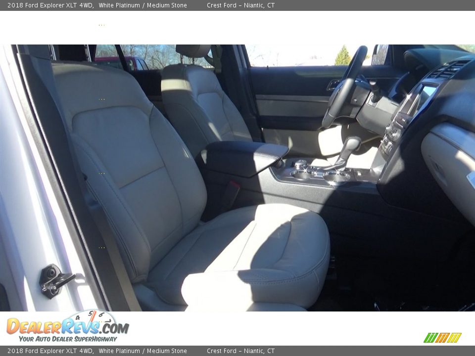 2018 Ford Explorer XLT 4WD White Platinum / Medium Stone Photo #25