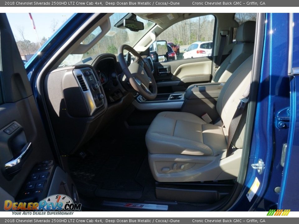 2018 Chevrolet Silverado 2500HD LTZ Crew Cab 4x4 Deep Ocean Blue Metallic / Cocoa/­Dune Photo #9