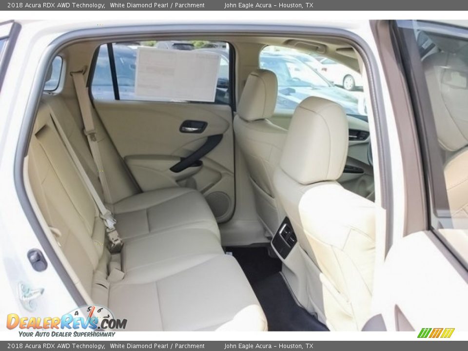2018 Acura RDX AWD Technology White Diamond Pearl / Parchment Photo #17