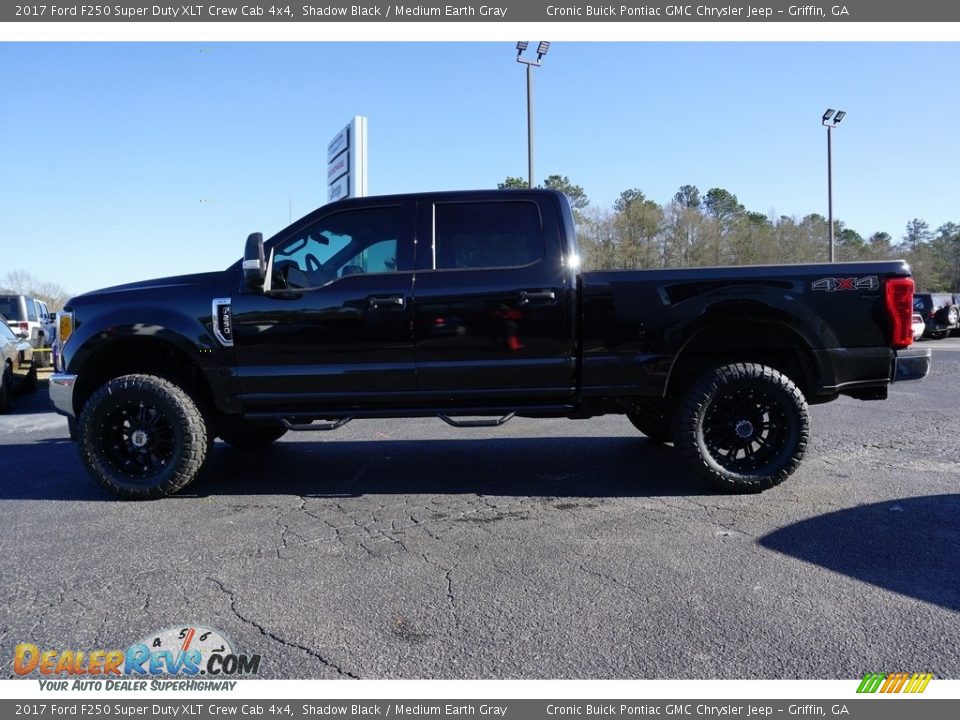 2017 Ford F250 Super Duty XLT Crew Cab 4x4 Shadow Black / Medium Earth Gray Photo #4