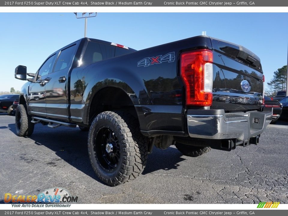 2017 Ford F250 Super Duty XLT Crew Cab 4x4 Shadow Black / Medium Earth Gray Photo #5