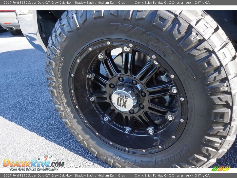 2017 Ford F250 Super Duty XLT Crew Cab 4x4 Shadow Black / Medium Earth Gray Photo #12