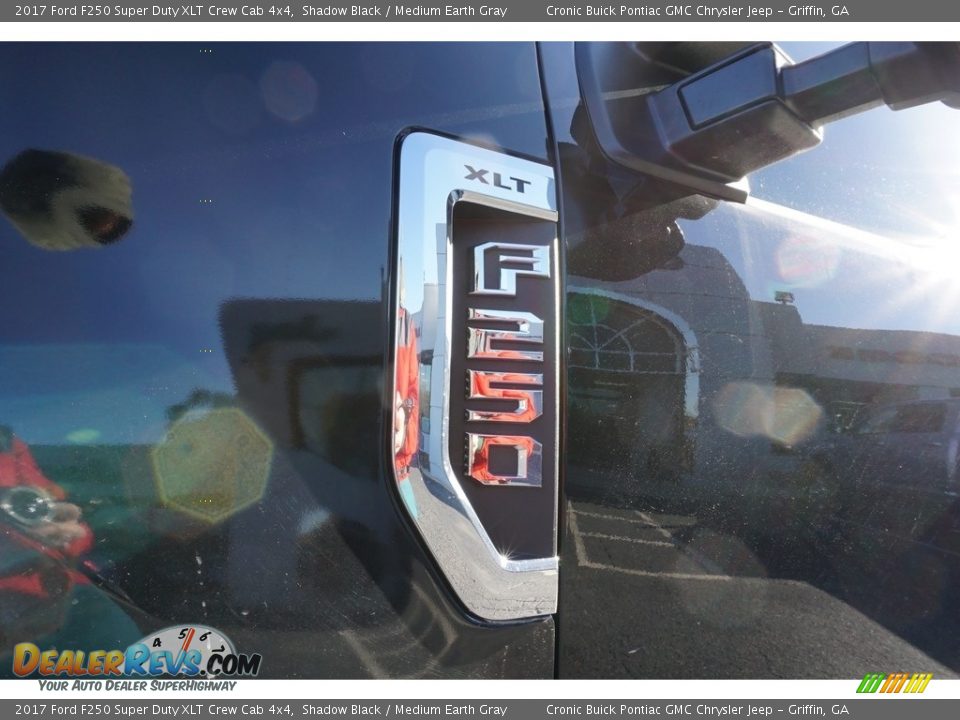 2017 Ford F250 Super Duty XLT Crew Cab 4x4 Shadow Black / Medium Earth Gray Photo #13
