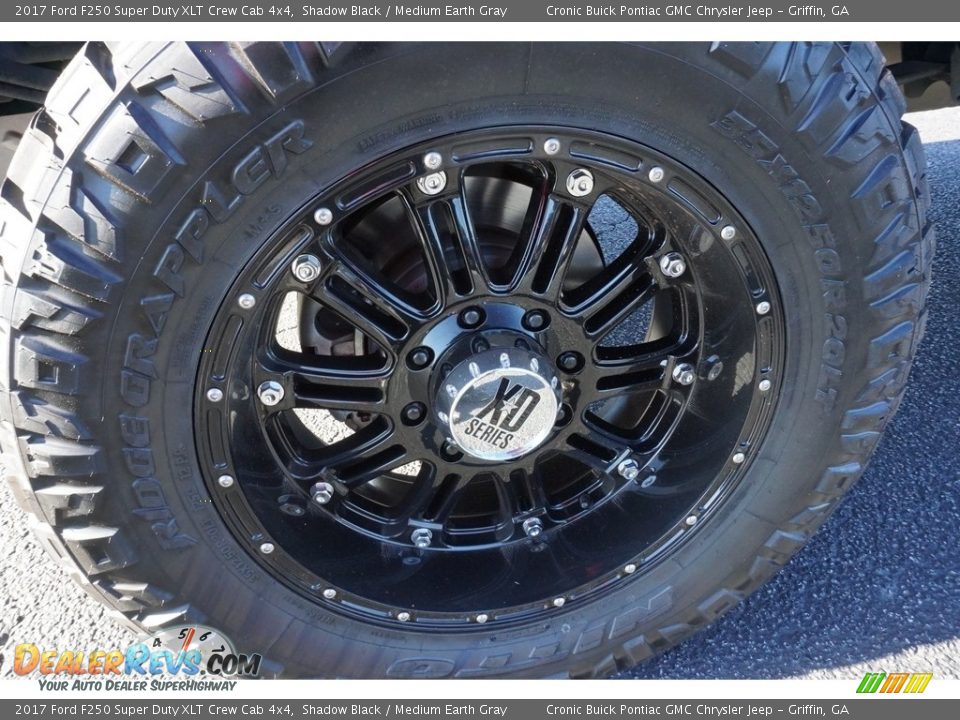 2017 Ford F250 Super Duty XLT Crew Cab 4x4 Shadow Black / Medium Earth Gray Photo #17