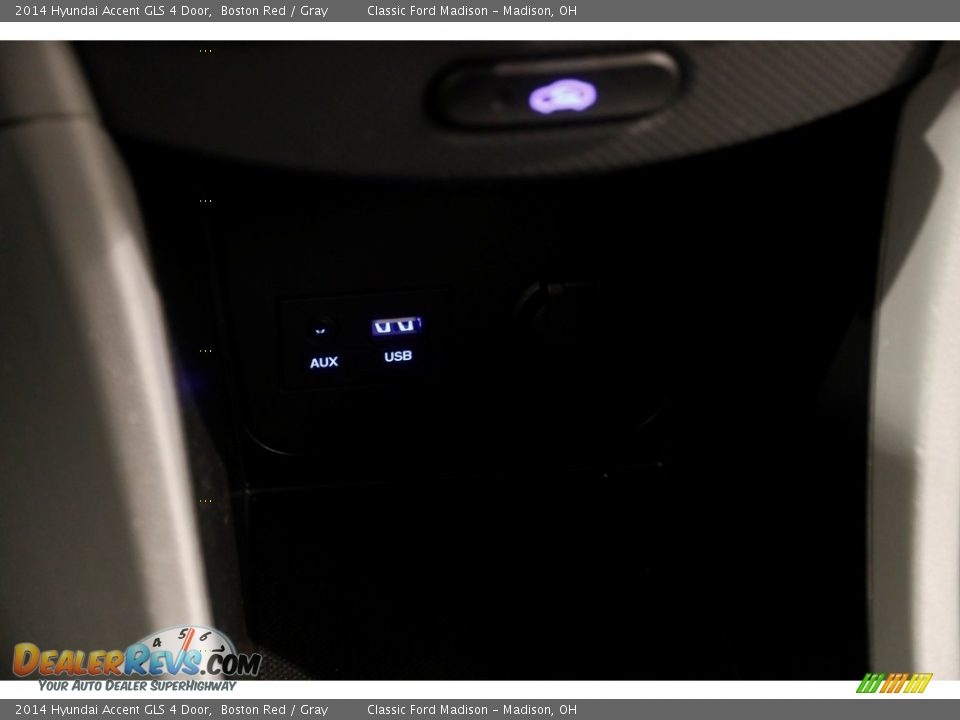 2014 Hyundai Accent GLS 4 Door Boston Red / Gray Photo #10