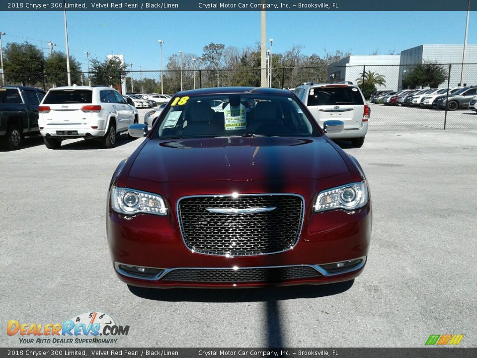 2018 Chrysler 300 Limited Velvet Red Pearl / Black/Linen Photo #7
