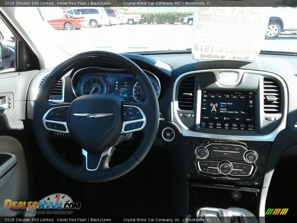 2018 Chrysler 300 Limited Velvet Red Pearl / Black/Linen Photo #13