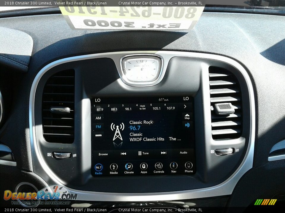 2018 Chrysler 300 Limited Velvet Red Pearl / Black/Linen Photo #15