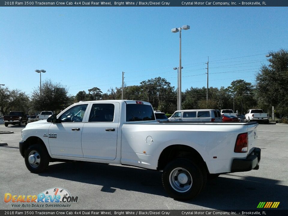 2018 Ram 3500 Tradesman Crew Cab 4x4 Dual Rear Wheel Bright White / Black/Diesel Gray Photo #3