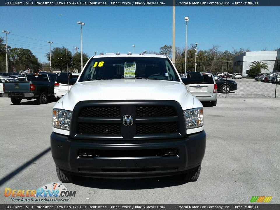 2018 Ram 3500 Tradesman Crew Cab 4x4 Dual Rear Wheel Bright White / Black/Diesel Gray Photo #9