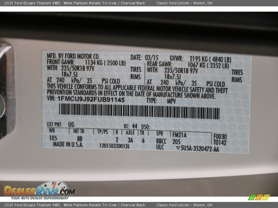 2015 Ford Escape Titanium 4WD White Platinum Metallic Tri-Coat / Charcoal Black Photo #18