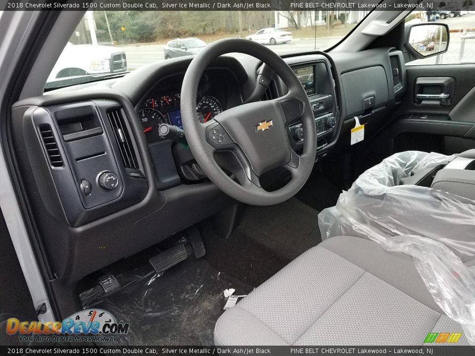 2018 Chevrolet Silverado 1500 Custom Double Cab Silver Ice Metallic / Dark Ash/Jet Black Photo #6