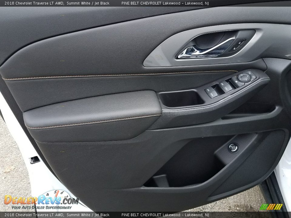 2018 Chevrolet Traverse LT AWD Summit White / Jet Black Photo #8