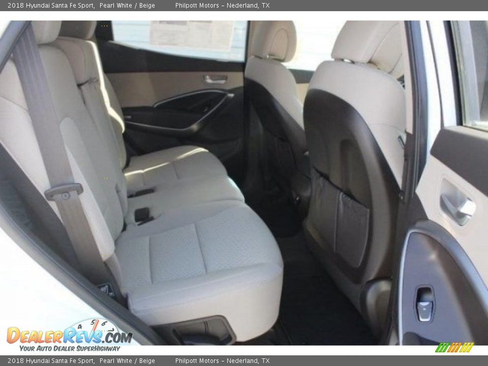 2018 Hyundai Santa Fe Sport Pearl White / Beige Photo #29