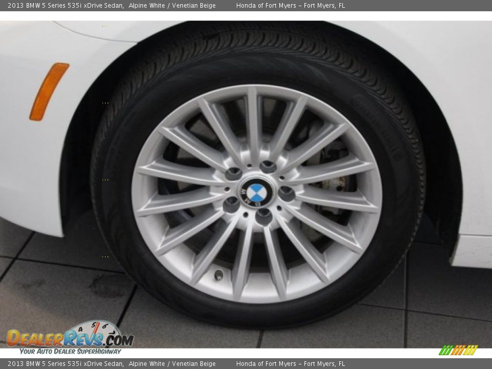 2013 BMW 5 Series 535i xDrive Sedan Alpine White / Venetian Beige Photo #10