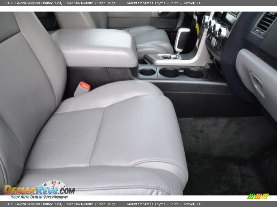 2016 Toyota Sequoia Limited 4x4 Silver Sky Metallic / Sand Beige Photo #18