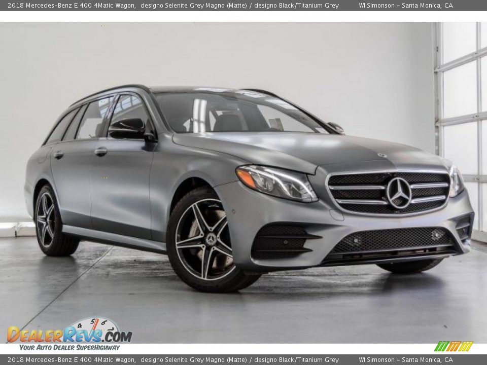 Front 3/4 View of 2018 Mercedes-Benz E 400 4Matic Wagon Photo #12