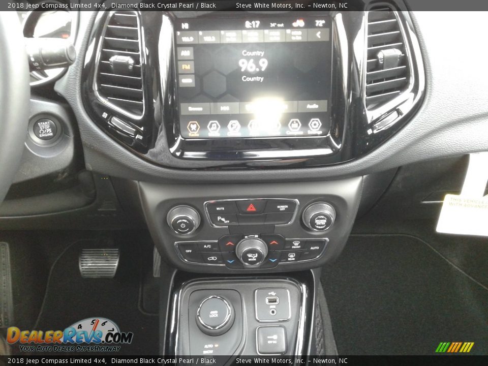 2018 Jeep Compass Limited 4x4 Diamond Black Crystal Pearl / Black Photo #19