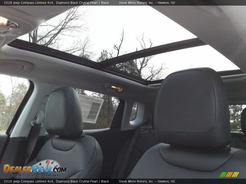 2018 Jeep Compass Limited 4x4 Diamond Black Crystal Pearl / Black Photo #27