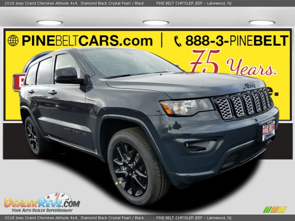 2018 Jeep Grand Cherokee Altitude 4x4 Diamond Black Crystal Pearl / Black Photo #1