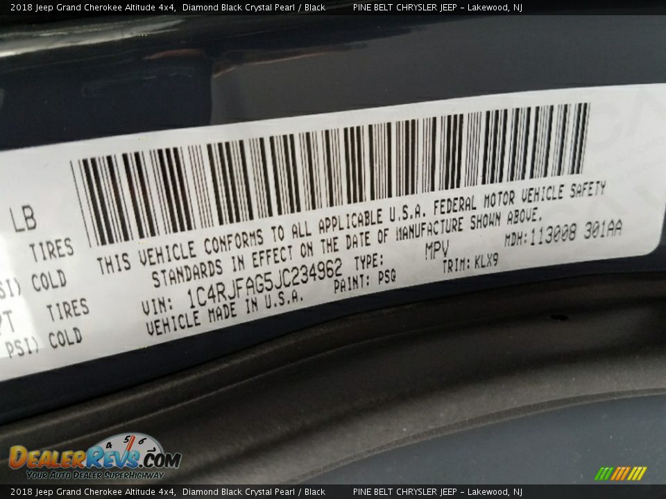 2018 Jeep Grand Cherokee Altitude 4x4 Diamond Black Crystal Pearl / Black Photo #9