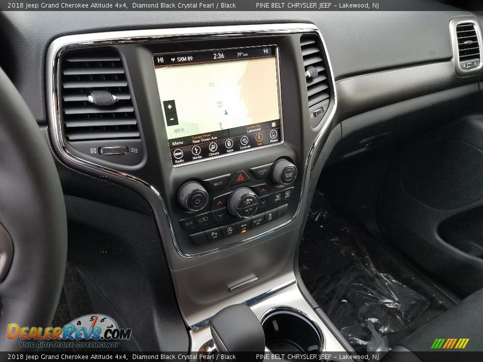 2018 Jeep Grand Cherokee Altitude 4x4 Diamond Black Crystal Pearl / Black Photo #10