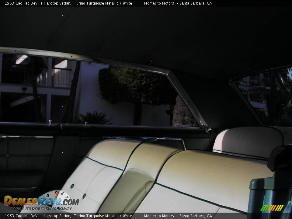 1963 Cadillac DeVille Hardtop Sedan Turino Turquoise Metallic / White Photo #17