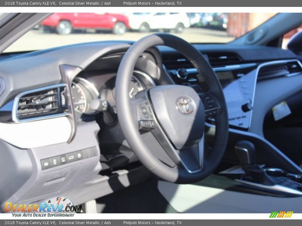 2018 Toyota Camry XLE V6 Celestial Silver Metallic / Ash Photo #12