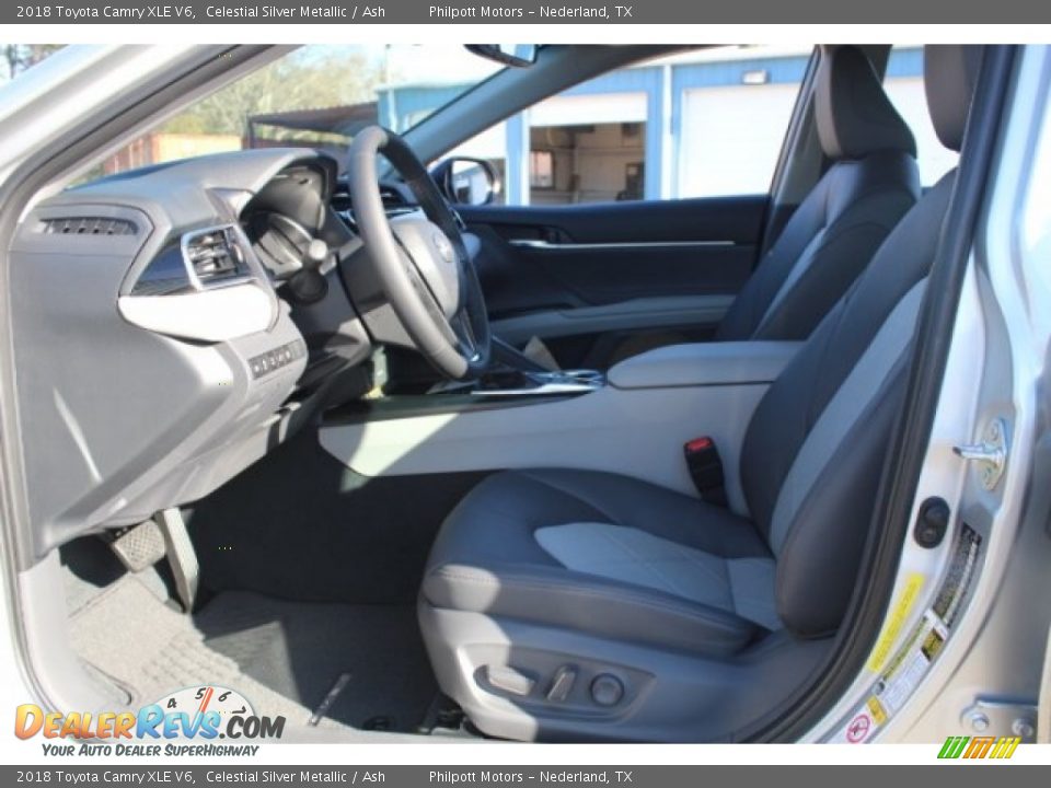 2018 Toyota Camry XLE V6 Celestial Silver Metallic / Ash Photo #13