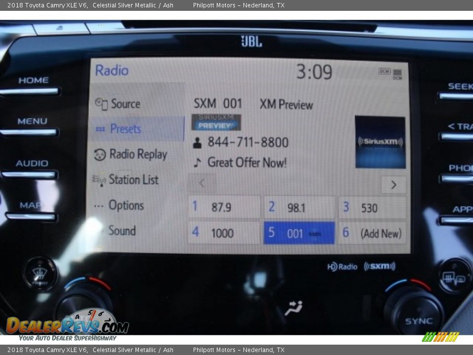 2018 Toyota Camry XLE V6 Celestial Silver Metallic / Ash Photo #17