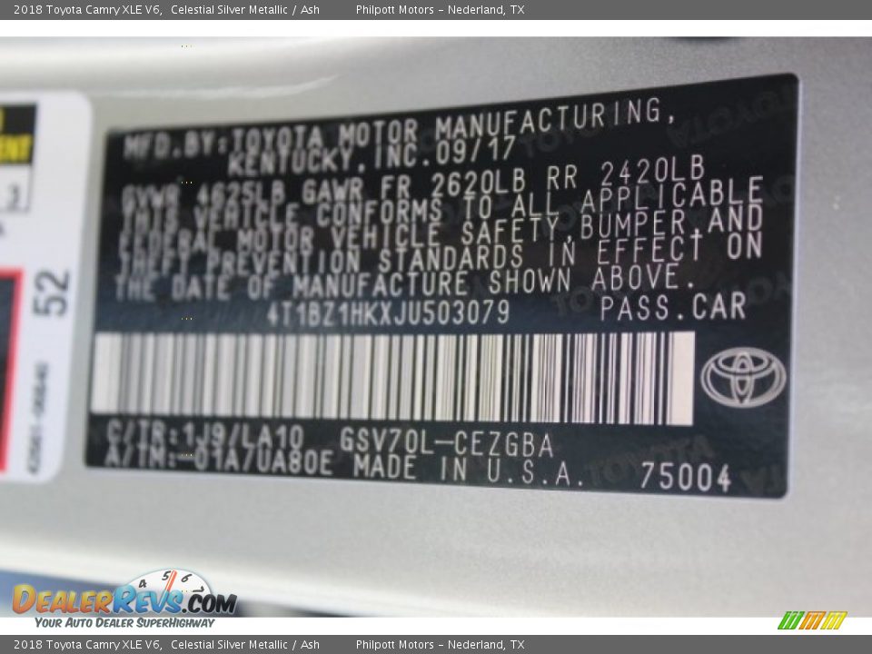 2018 Toyota Camry XLE V6 Celestial Silver Metallic / Ash Photo #33