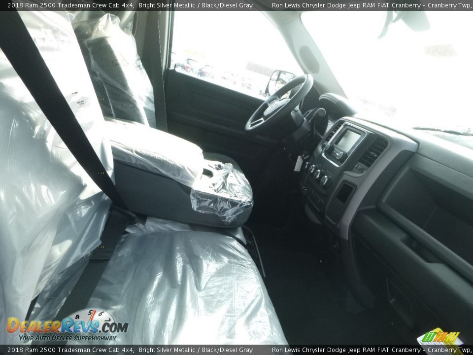 2018 Ram 2500 Tradesman Crew Cab 4x4 Bright Silver Metallic / Black/Diesel Gray Photo #9