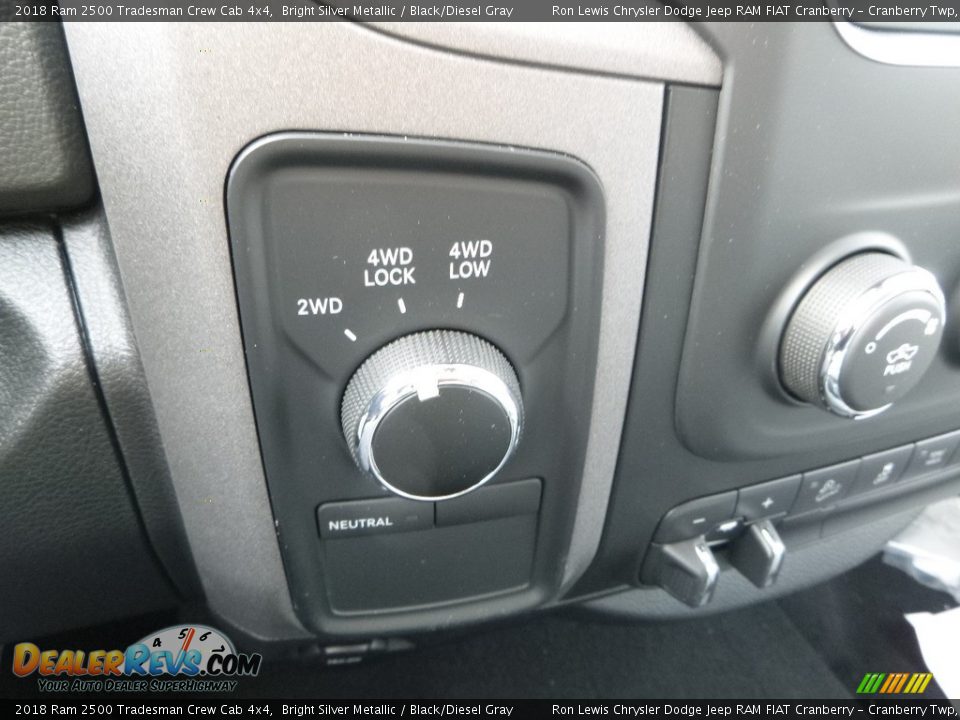 2018 Ram 2500 Tradesman Crew Cab 4x4 Bright Silver Metallic / Black/Diesel Gray Photo #19